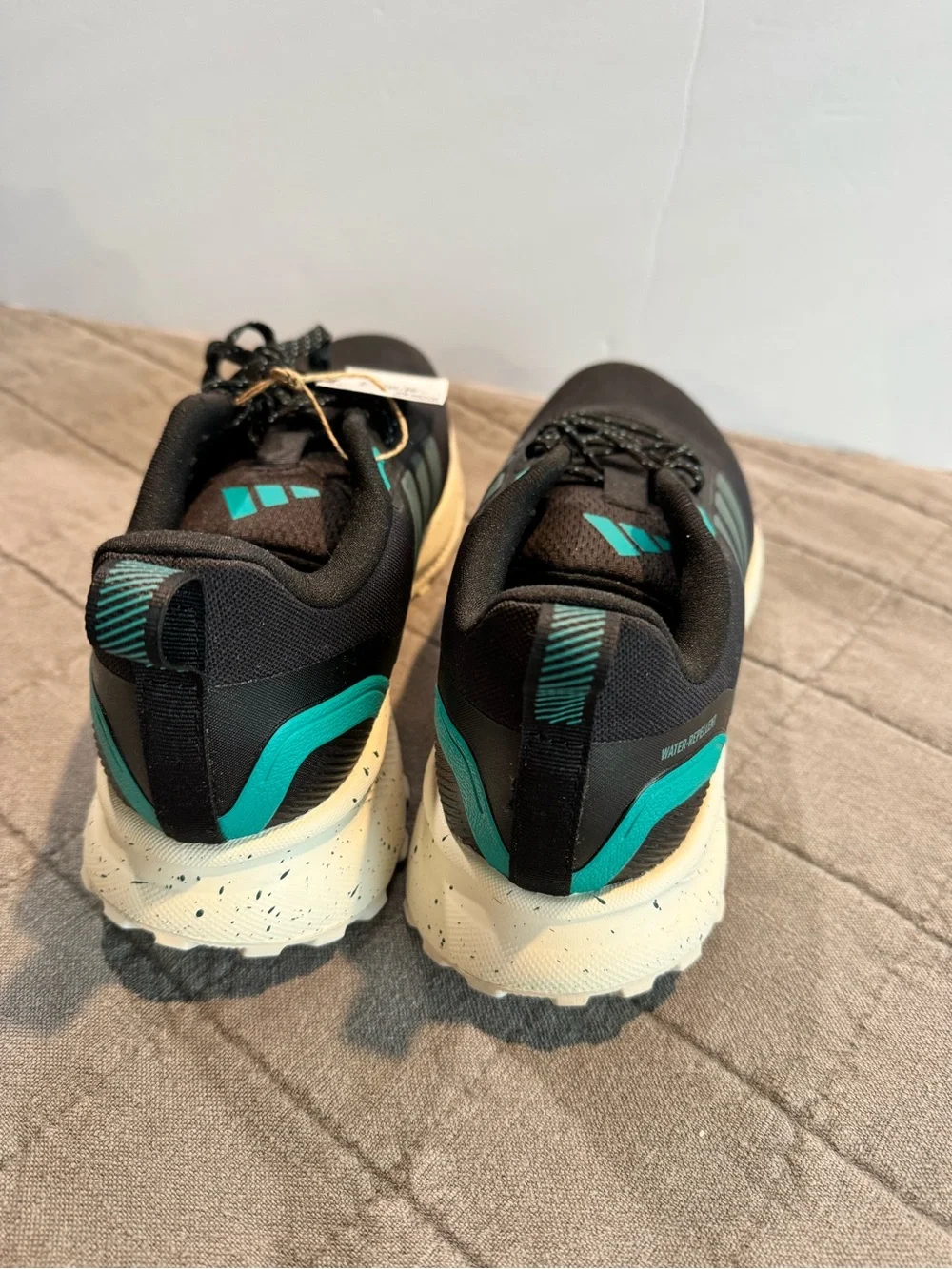 NWT! Adidas Run Falcon 5 Trainers w/ Black and Teal Athletic Shoes
